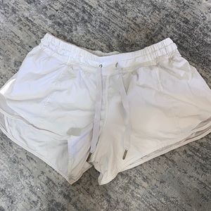 lulu shorts size 8 tall
